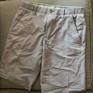 Under Armour 32 Grey Golf Shorts